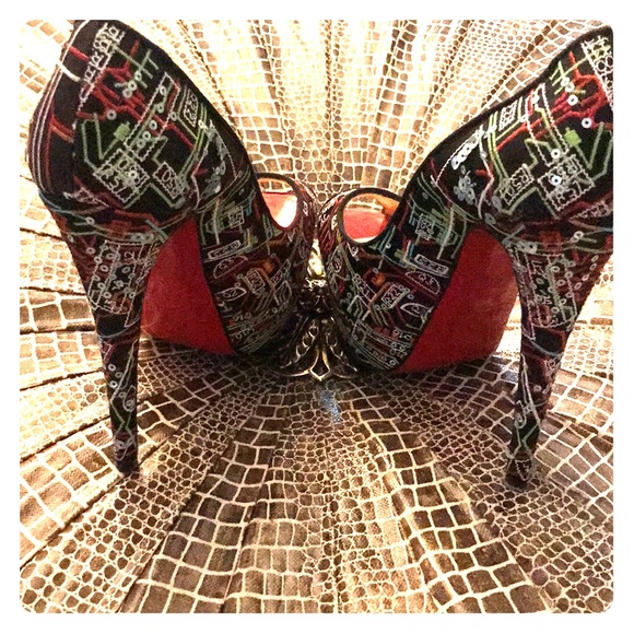 Christian Louboutin Peep Geek Platforms - Picture 1 of 8